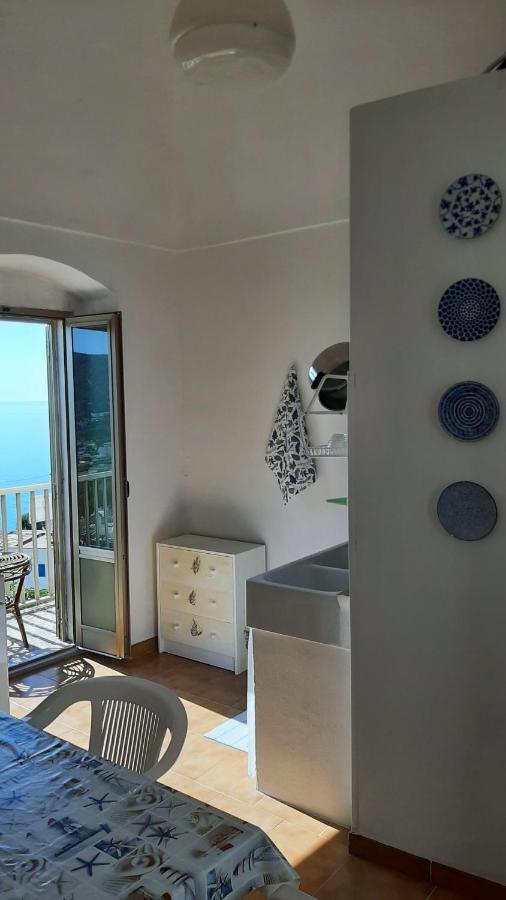 Due Balconi Apartment Пешичи Екстериор снимка